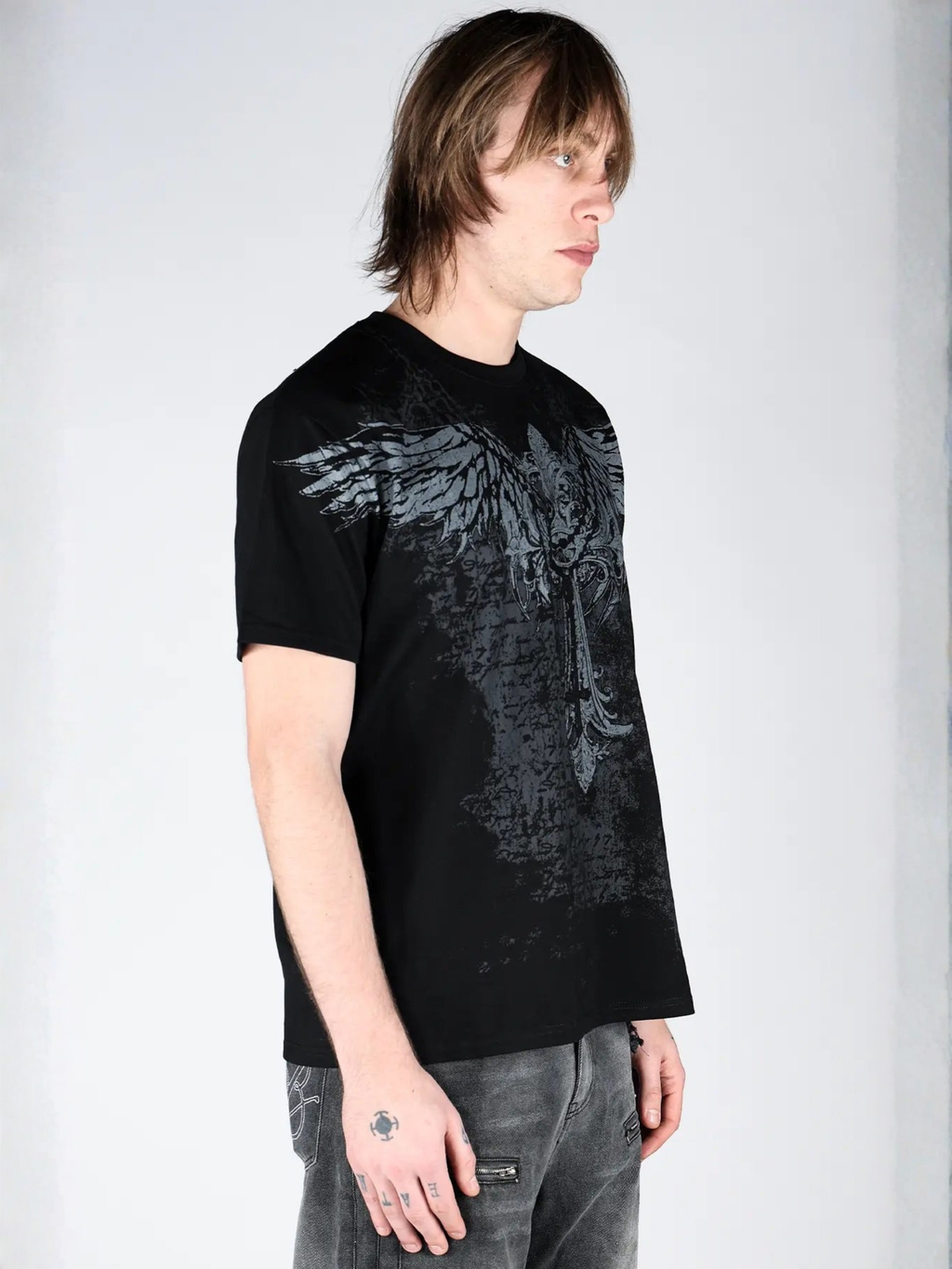 Ashen Tee